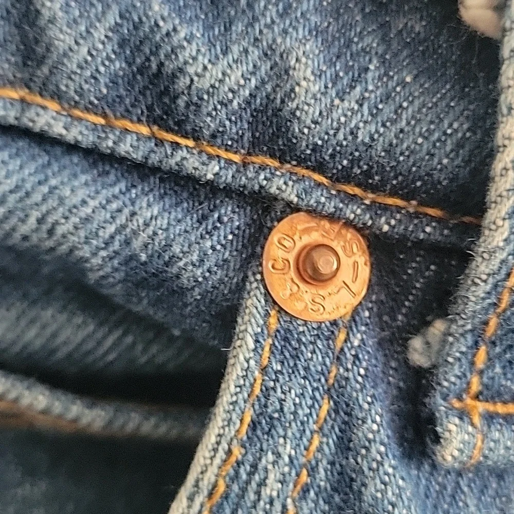 Vintage Levi's 1997 Made In USA 505 Orange Tag Denim Jeans